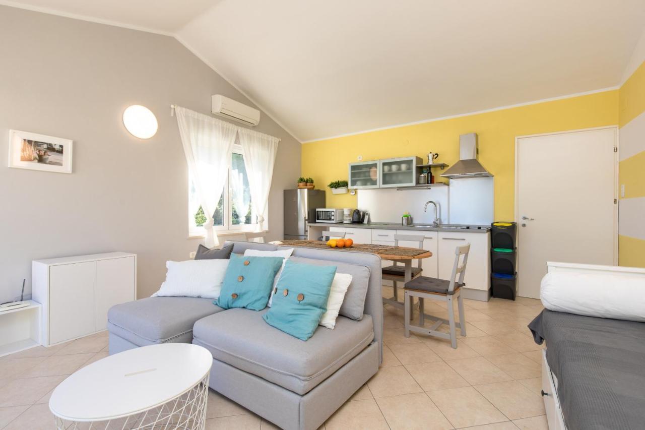 Apartment Portapisana Just 50M From The Beach Krk Town Buitenkant foto