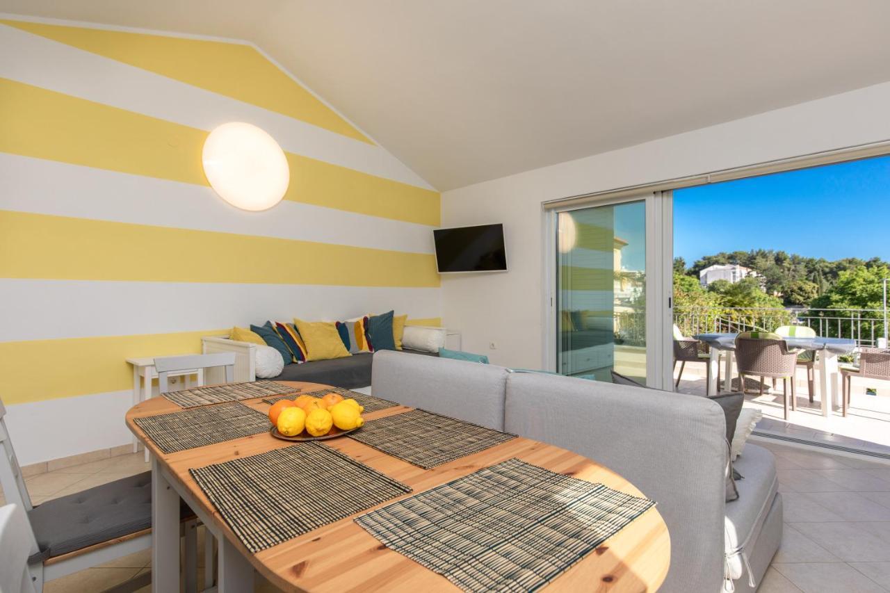 Apartment Portapisana Just 50M From The Beach Krk Town Buitenkant foto